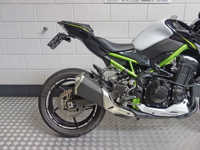 kawasaki - z900