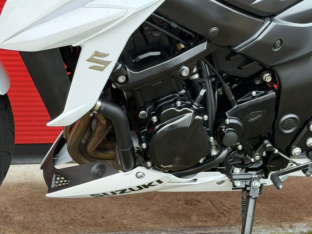 suzuki - gsx-s-750-abs