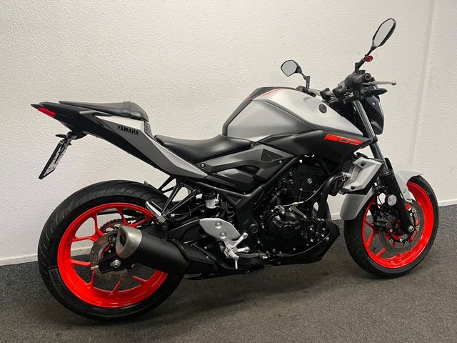 yamaha - mt-03