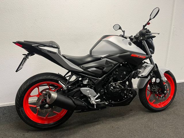 yamaha - mt-03