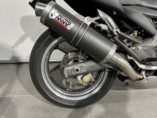 cagiva - v-raptor-1000