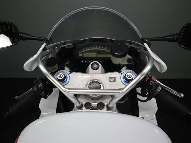 honda - vtr-1000-sp-2