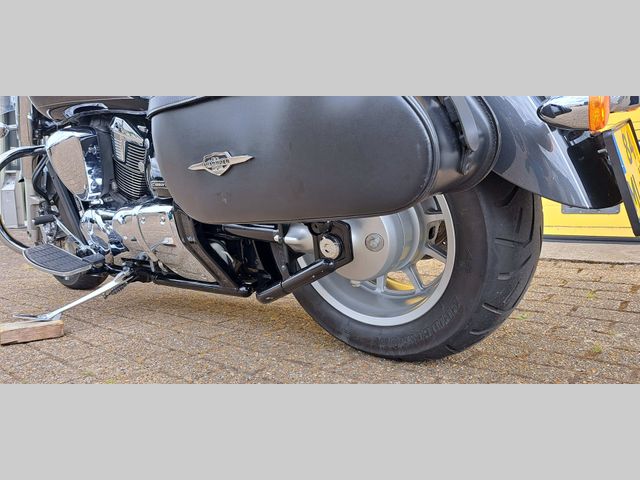 suzuki - intruder-c-1800-r-lc