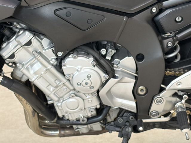 yamaha - fz-1-s