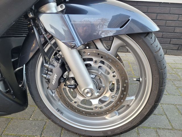 honda - st-1300-pan-european