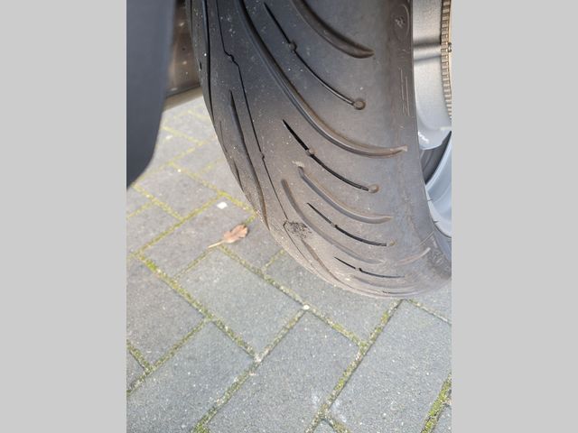 honda - st-1300-pan-european