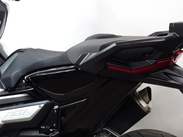honda - x-adv