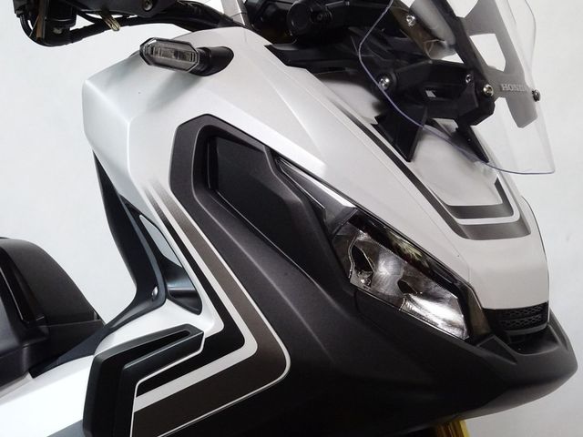 honda - x-adv