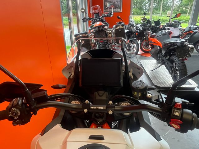 ktm - 1290-super-adventure-r