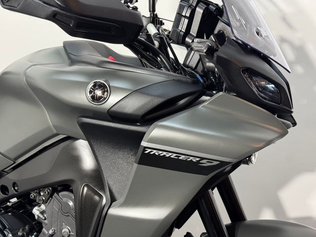 yamaha - tracer-9