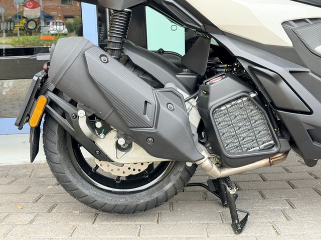 aprilia - sr-gt-200