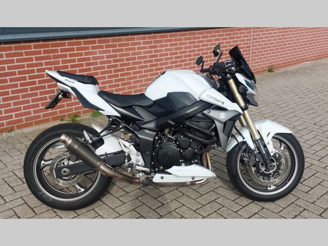 suzuki - gsr-750