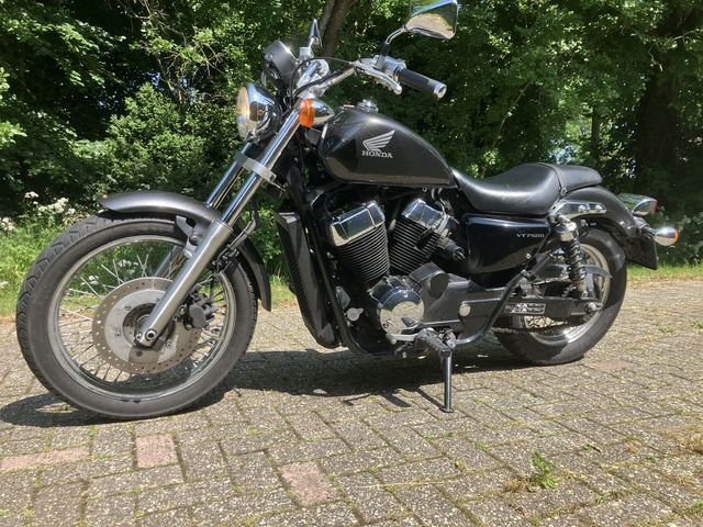 honda - vt-750-s