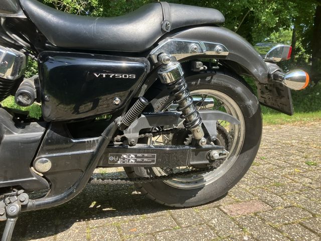 honda - vt-750-s