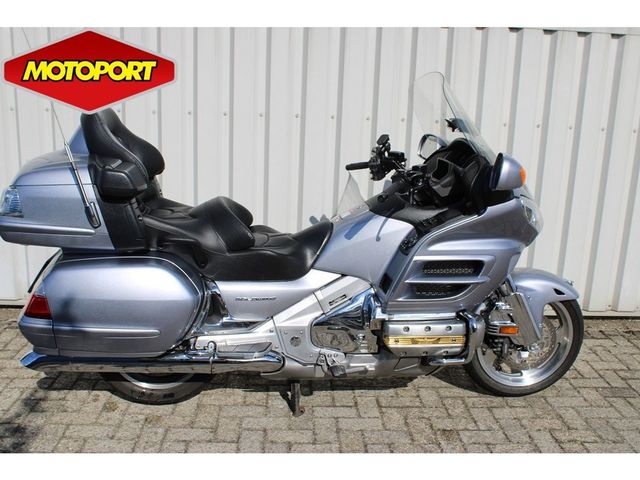 honda - gl-1800-goldwing-abs