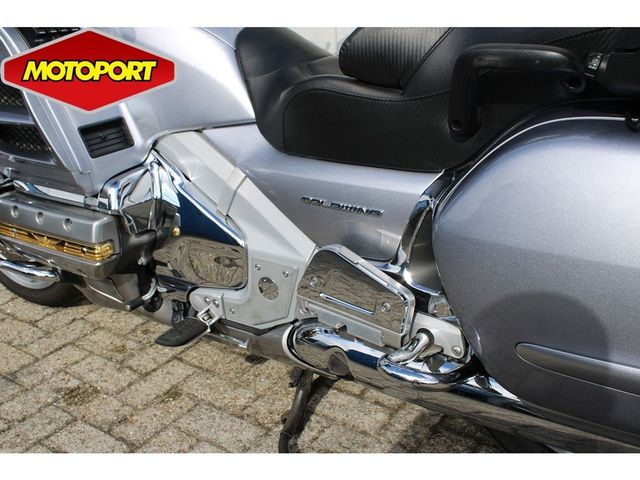 honda - gl-1800-goldwing-abs