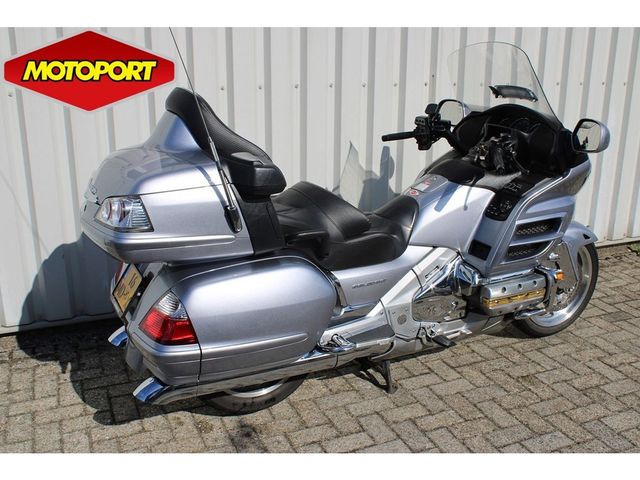 honda - gl-1800-goldwing-abs