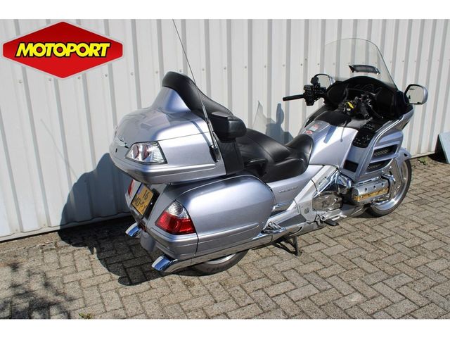 honda - gl-1800-goldwing-abs