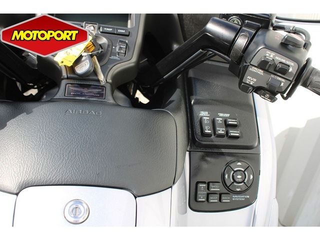 honda - gl-1800-goldwing-abs