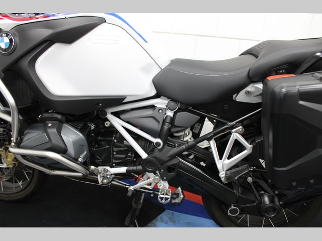 bmw - r-1250-gs-adventure
