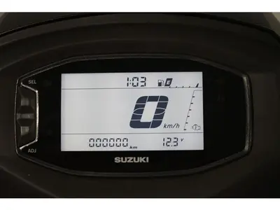 SUZUKI UH 125 – foto 3