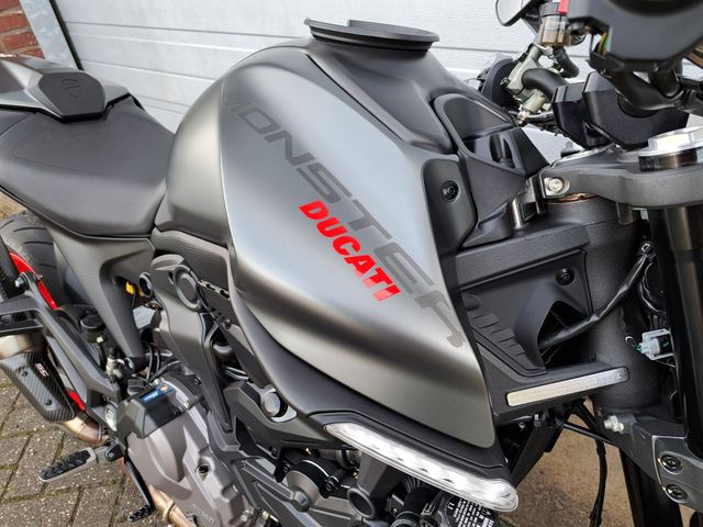 ducati - monster-plus