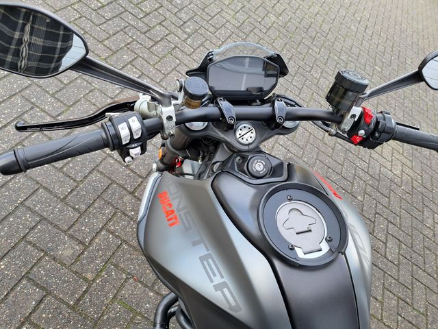 ducati - monster-plus