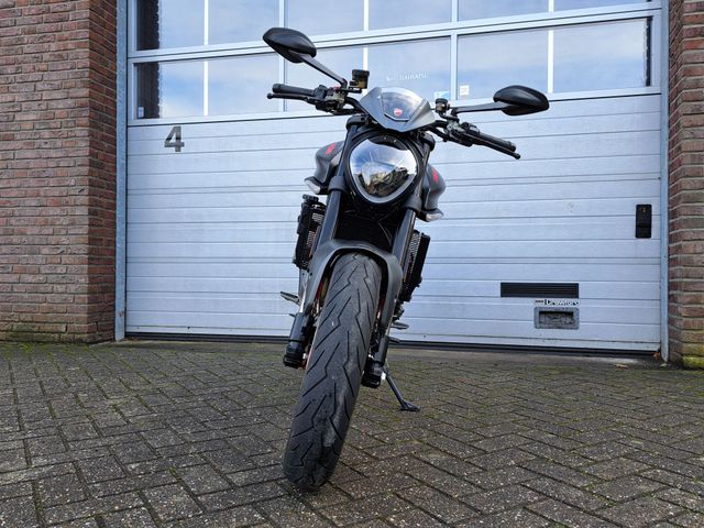 ducati - monster-plus