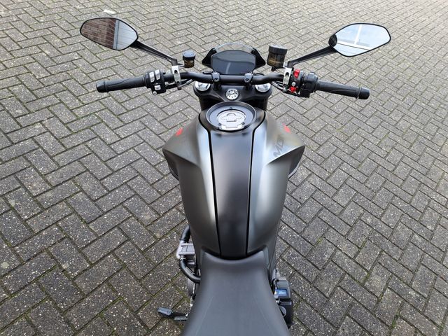 ducati - monster-plus