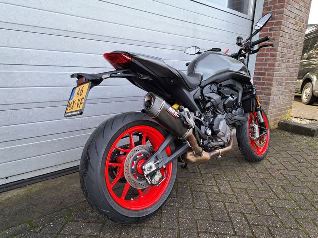ducati - monster-plus