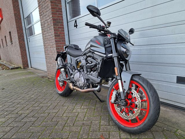 ducati - monster-plus