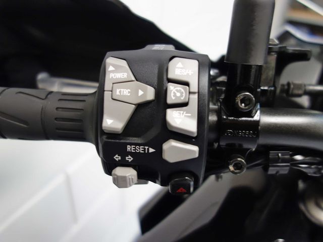 kawasaki - versys-1000