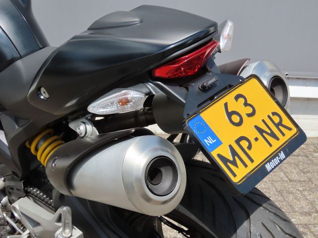 ducati - monster-696