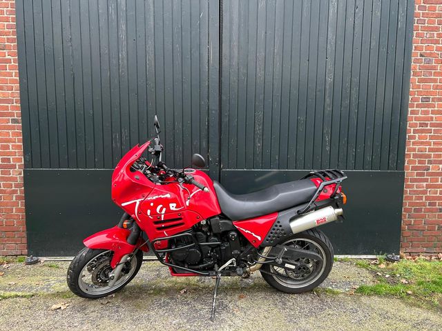 triumph - tiger-900
