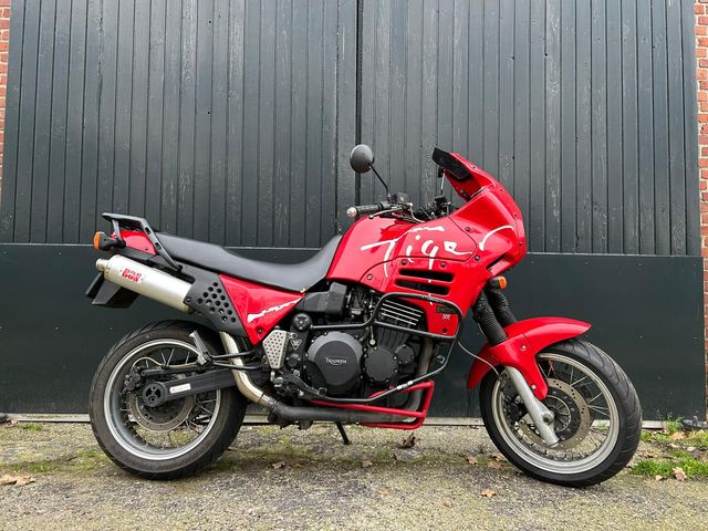 triumph - tiger-900