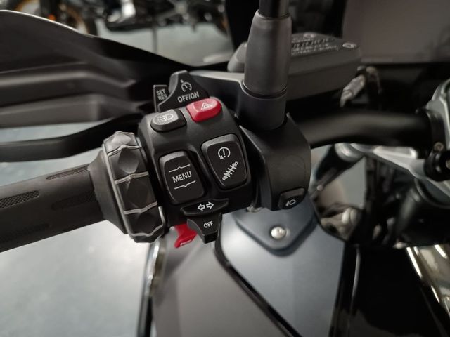 bmw - r-1250-gs-adventure