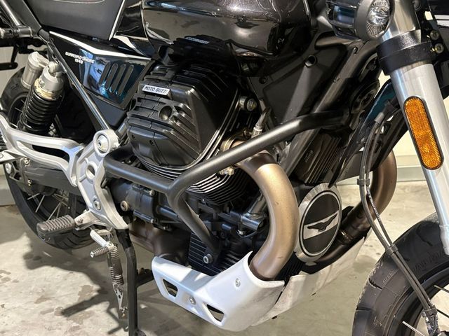 moto-guzzi - v-85-tt-guardia-d-onore-850