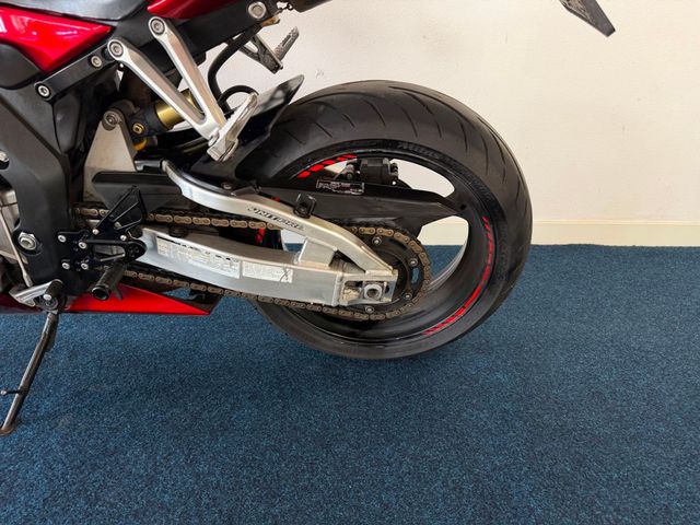 honda - cbr-1000-rr-fireblade