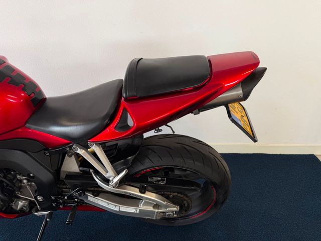 honda - cbr-1000-rr-fireblade