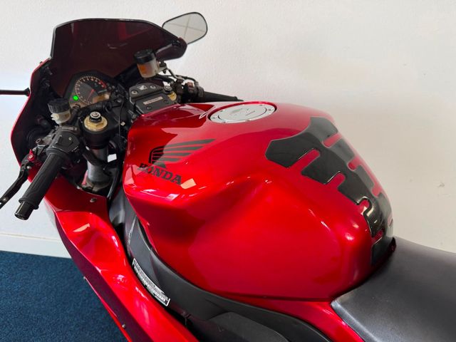 honda - cbr-1000-rr-fireblade