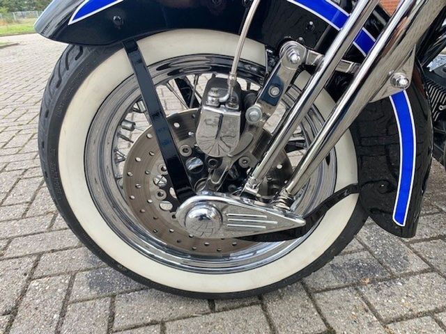 harley-davidson - springer-flsts-softail