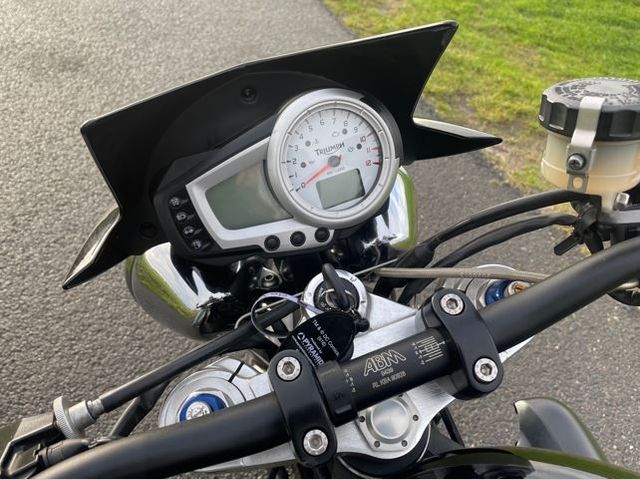 triumph - speed-triple-1050
