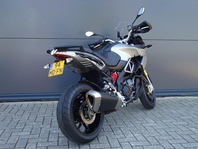 aprilia - caponord-1200