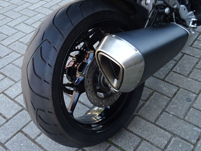 aprilia - caponord-1200