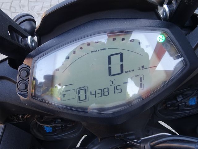 aprilia - caponord-1200