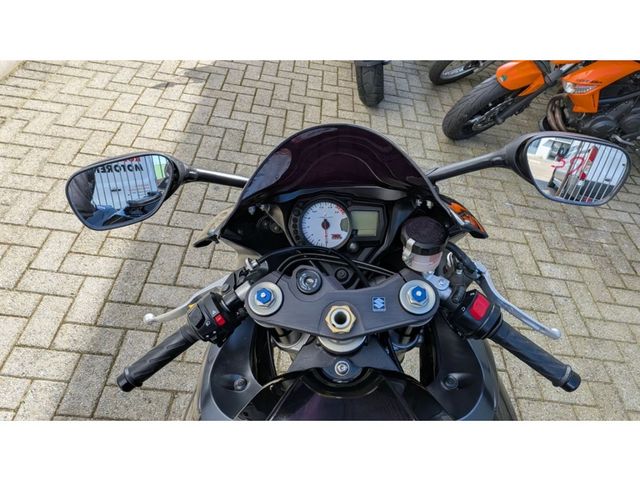 suzuki - gsx-r-750