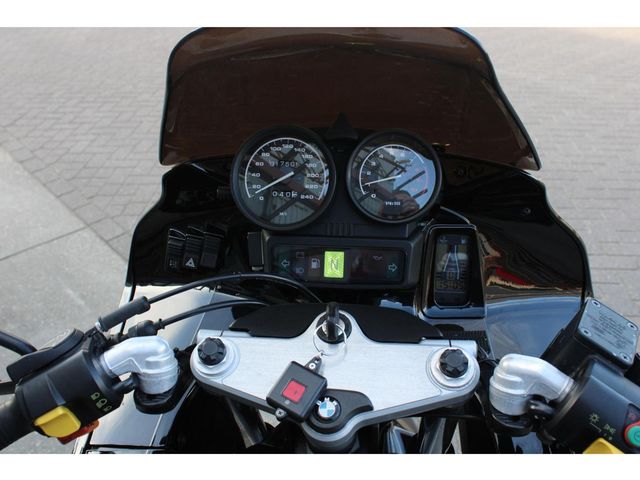 bmw - r-1100-rs