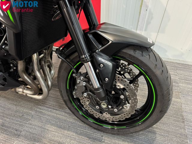 kawasaki - z900