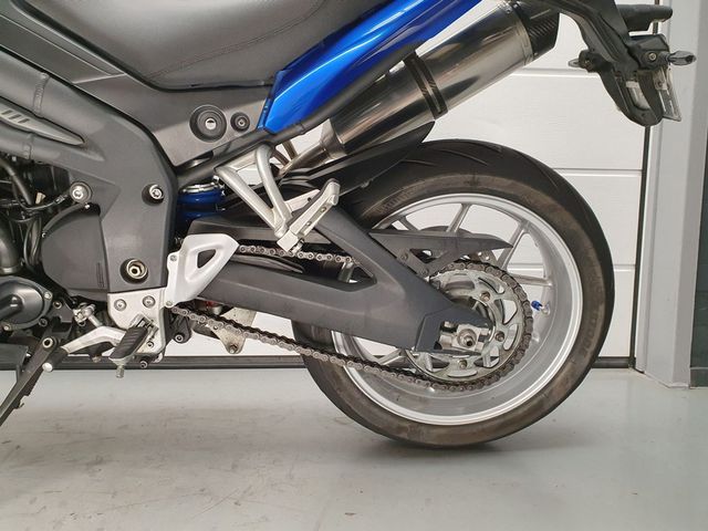 triumph - tiger-1050