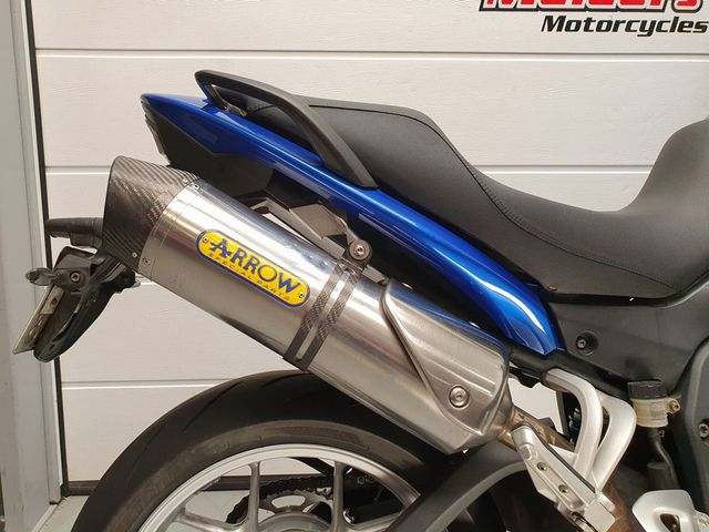 triumph - tiger-1050